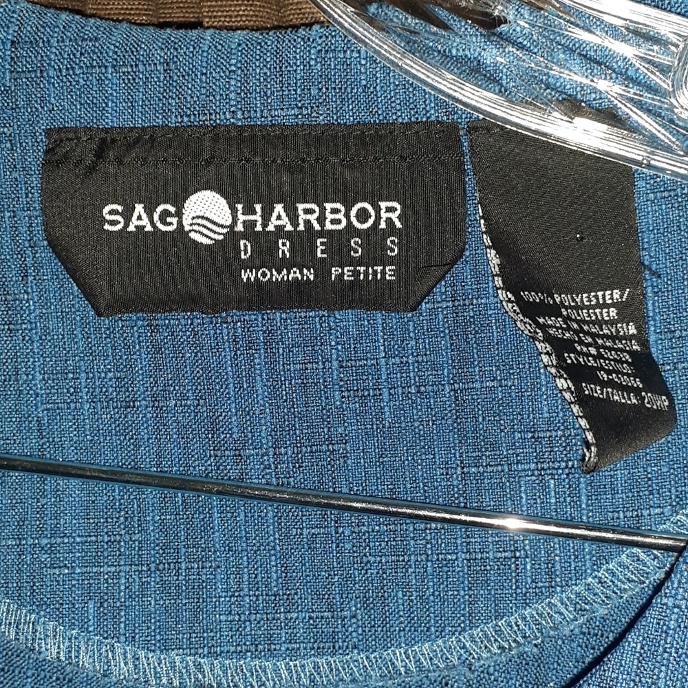 SAG HARBOR - Picture 3 of 6